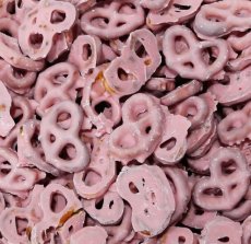 Strawberry Yogurt Pretzels (15 LB)